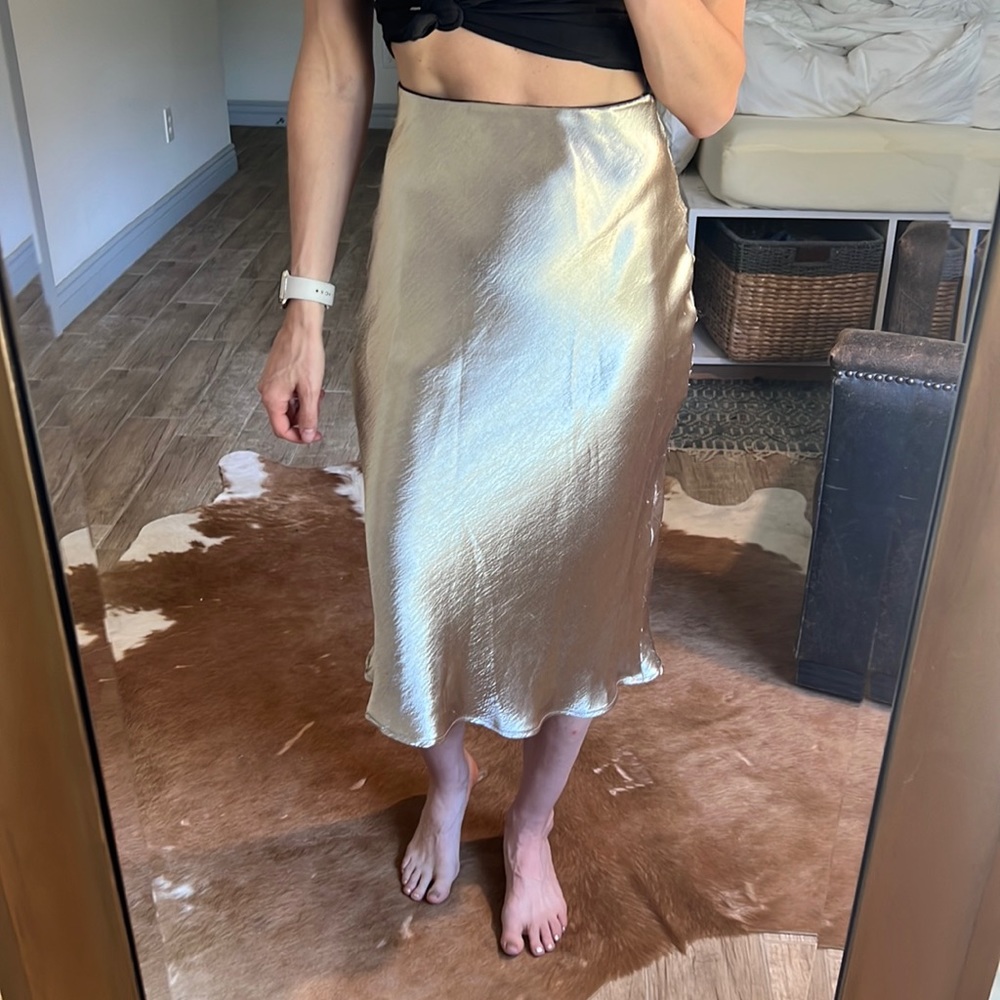 Fabrik gold knee length skirt
